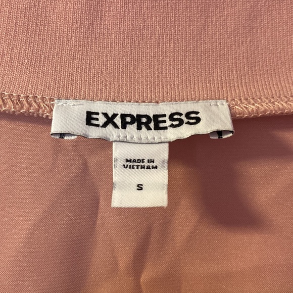 **FINAL CHANCE**Express pink satin V neck shirt - Picture 2 of 6